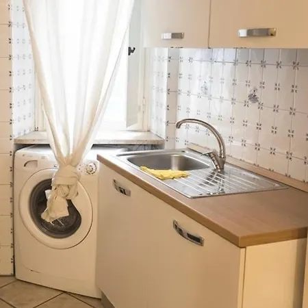 Cosy Flat In San John Lateran Area *