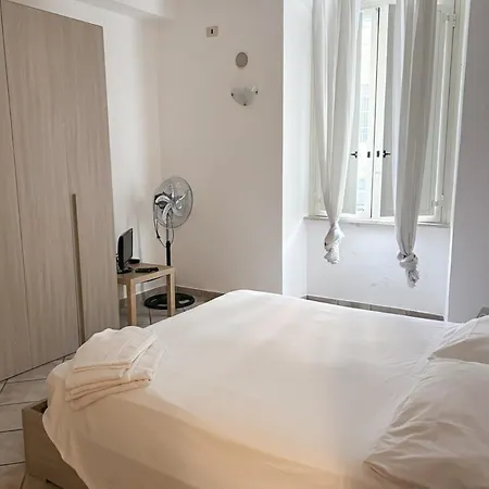 Cosy Flat In San John Lateran Area *